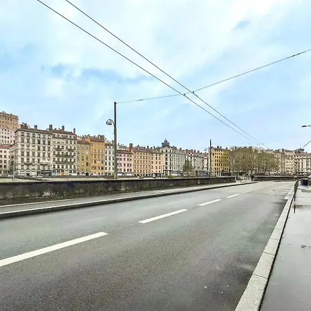 Апартаменты In | Saint-paul & Parking *